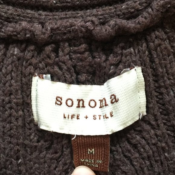 Woman's Cardigan - Picture 2 of 3